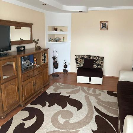 Apartament Onesti Exteriér fotografie